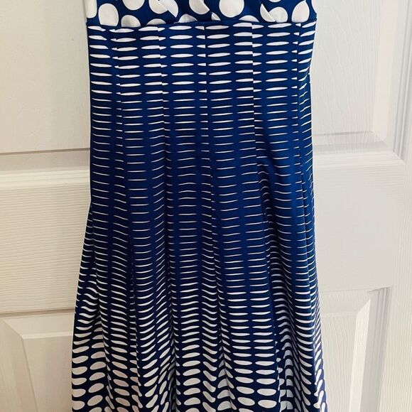 Calvin Klein Blue and White Sleeveless Halter Sundress - Picture 4 of 7